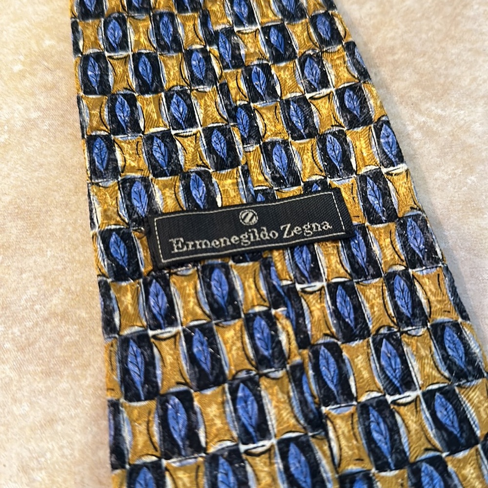 Ermenegildo Zegna Silk Tie - Picture 3 of 4